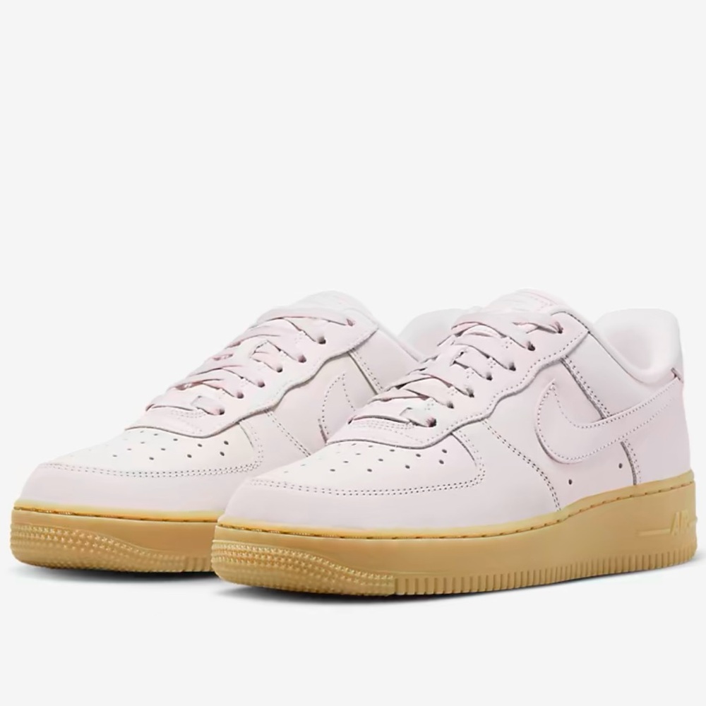 Nike WMNS Air Force 1 Premium
Pearl Pink/Gum Light Brown/
Pearl Pink Shoes - Picture 13 of 16